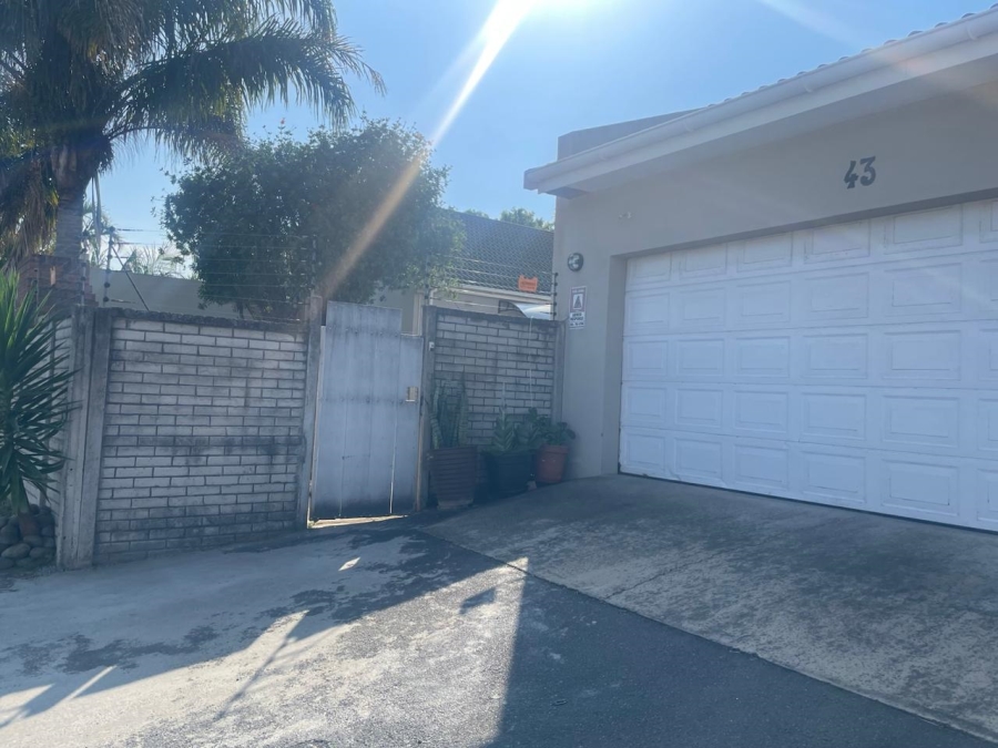 3 Bedroom Property for Sale in Abbotsford Eastern Cape
